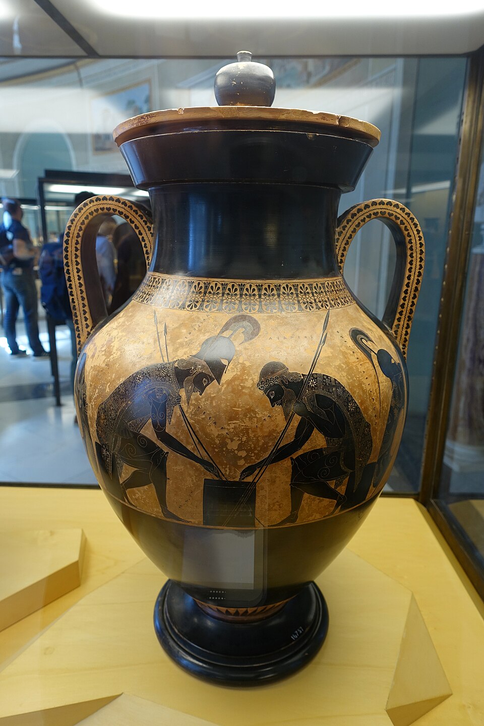 Aquiles e Ájax jogando, Exéquias · ânfora de figuras negras