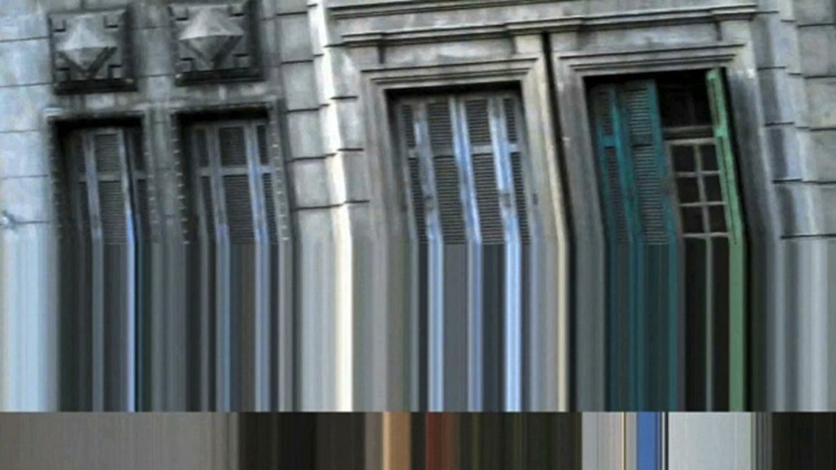Cinema Lascado: Minhocão, obra de Giselle Beiguelman